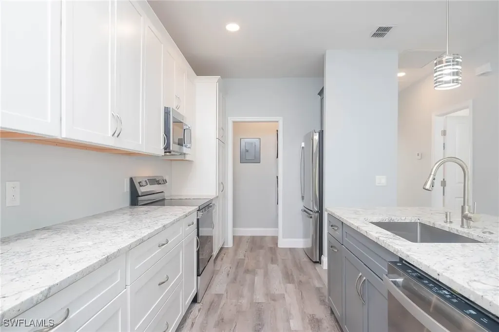 6119 Lake Front Drive Fort Myers FL 33908