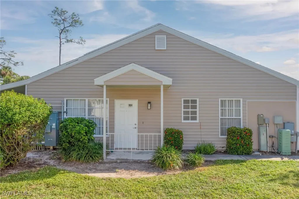 6119 Lake Front Drive Fort Myers FL 33908