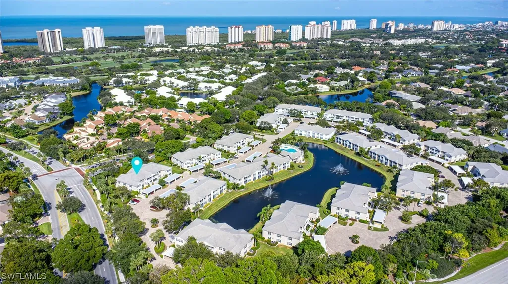 823 Tanbark Drive Naples FL 34108