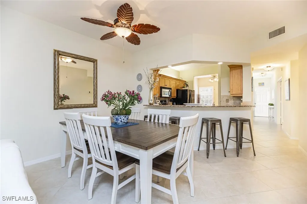 823 Tanbark Drive Naples FL 34108