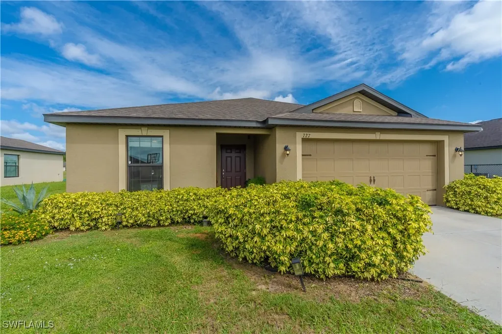 727 Morningview Court Lehigh Acres FL 33974
