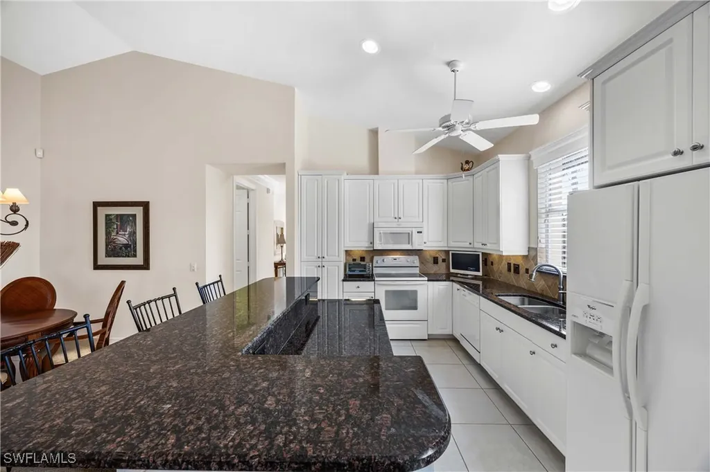 691 92nd Avenue N Naples FL 34108
