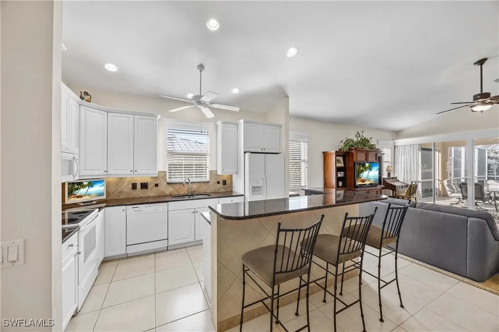 691 92nd Avenue N Naples FL 34108