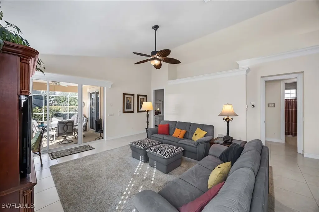 691 92nd Avenue N Naples FL 34108
