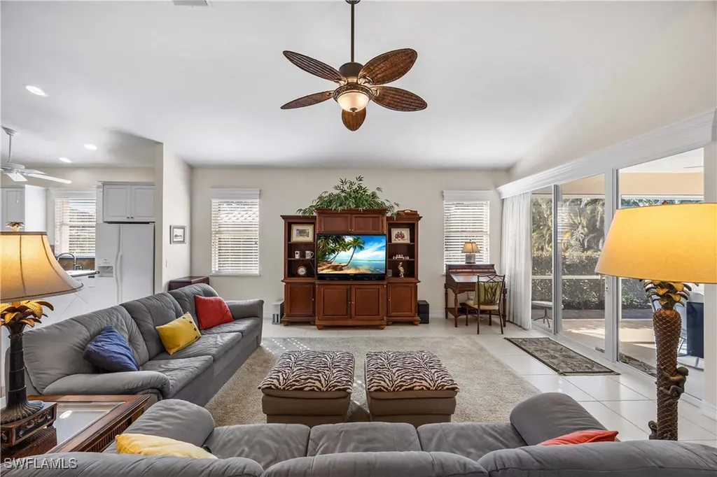 691 92nd Avenue N Naples FL 34108