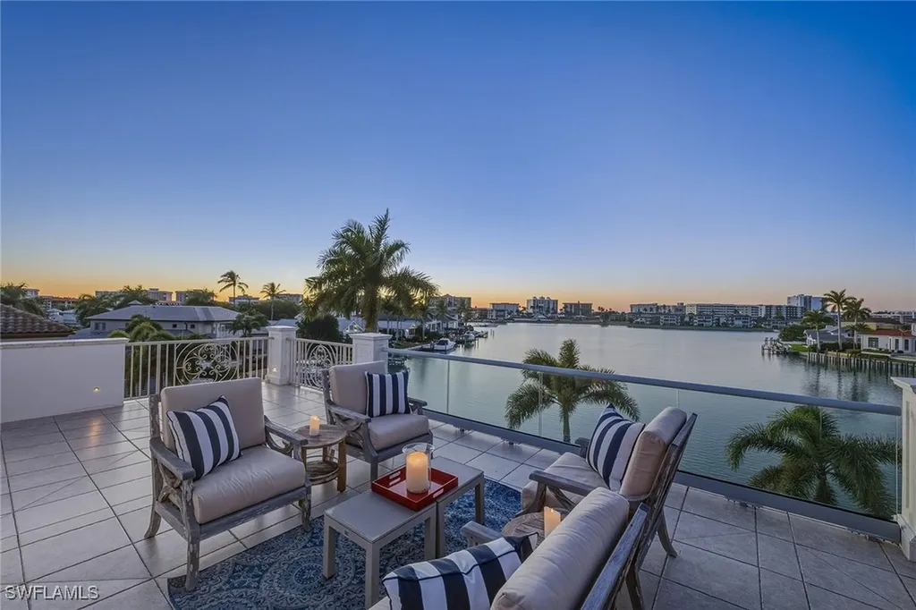 3125 Leeward Lane Naples FL 34103