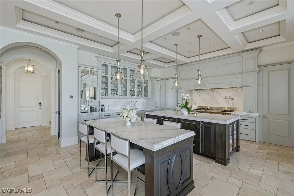 3125 Leeward Lane Naples FL 34103