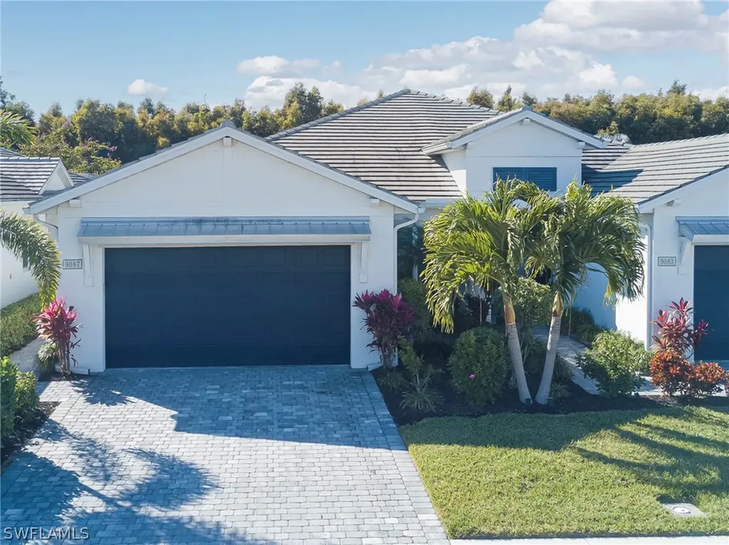 9087 Saint Lucia Drive Naples FL 34114