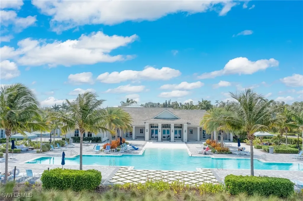 9087 Saint Lucia Drive Naples FL 34114