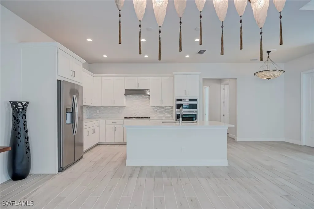 9087 Saint Lucia Drive Naples FL 34114