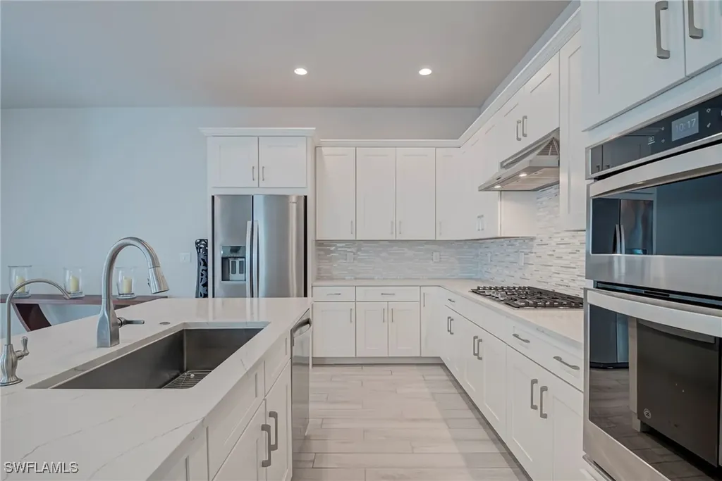 9087 Saint Lucia Drive Naples FL 34114