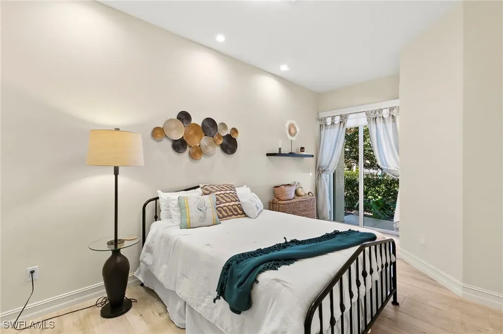 1389 Bayport Avenue Marco Island FL 34145