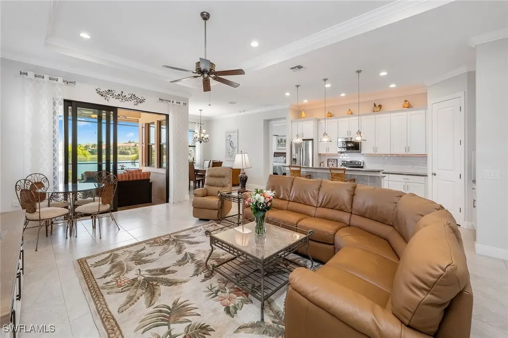 1402 Redona Way Naples FL 34113