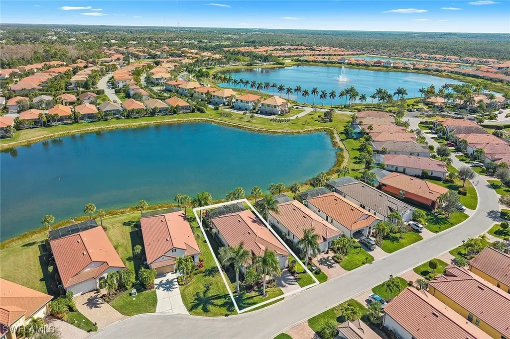 1402 Redona Way Naples FL 34113