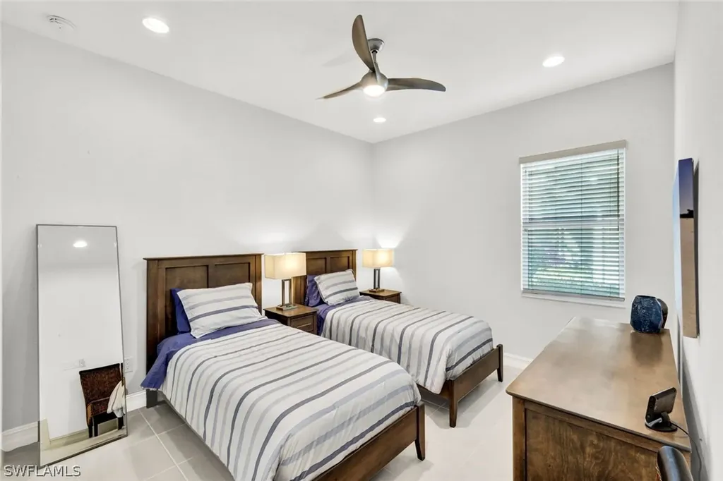 6161 Megans Bay Drive Naples FL 34113