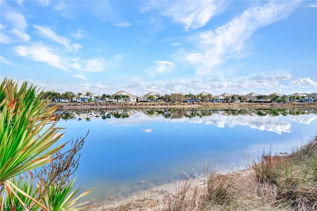 6161 Megans Bay Drive Naples FL 34113