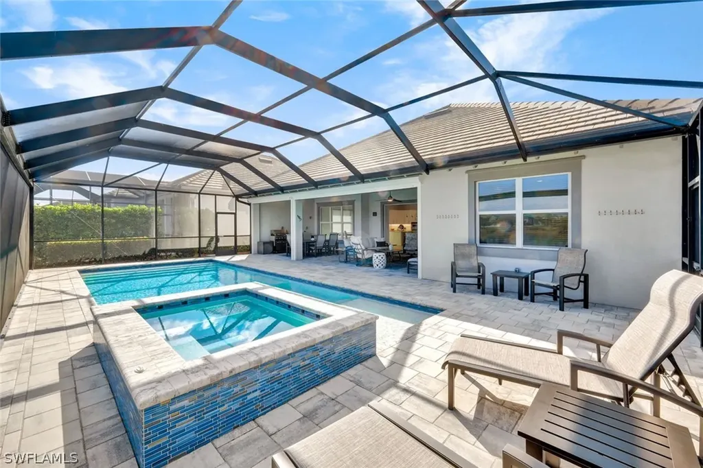 6161 Megans Bay Drive Naples FL 34113