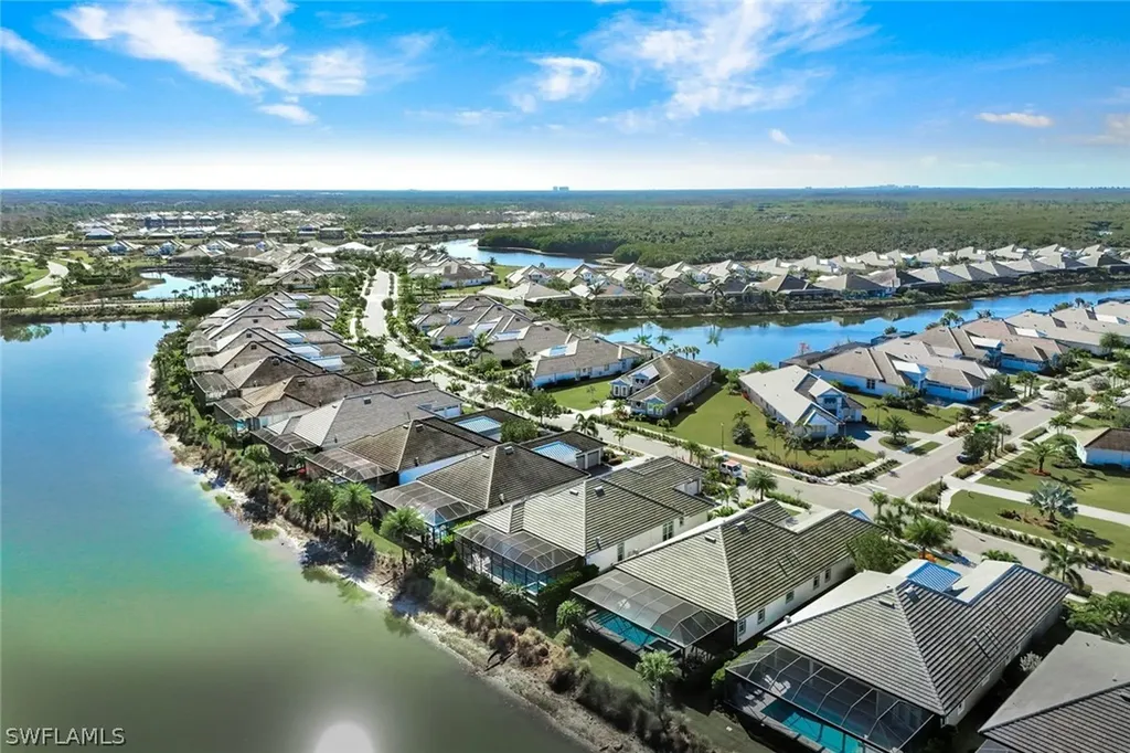 6161 Megans Bay Drive Naples FL 34113
