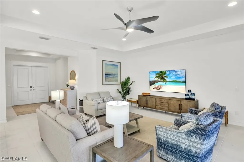 6161 Megans Bay Drive Naples FL 34113