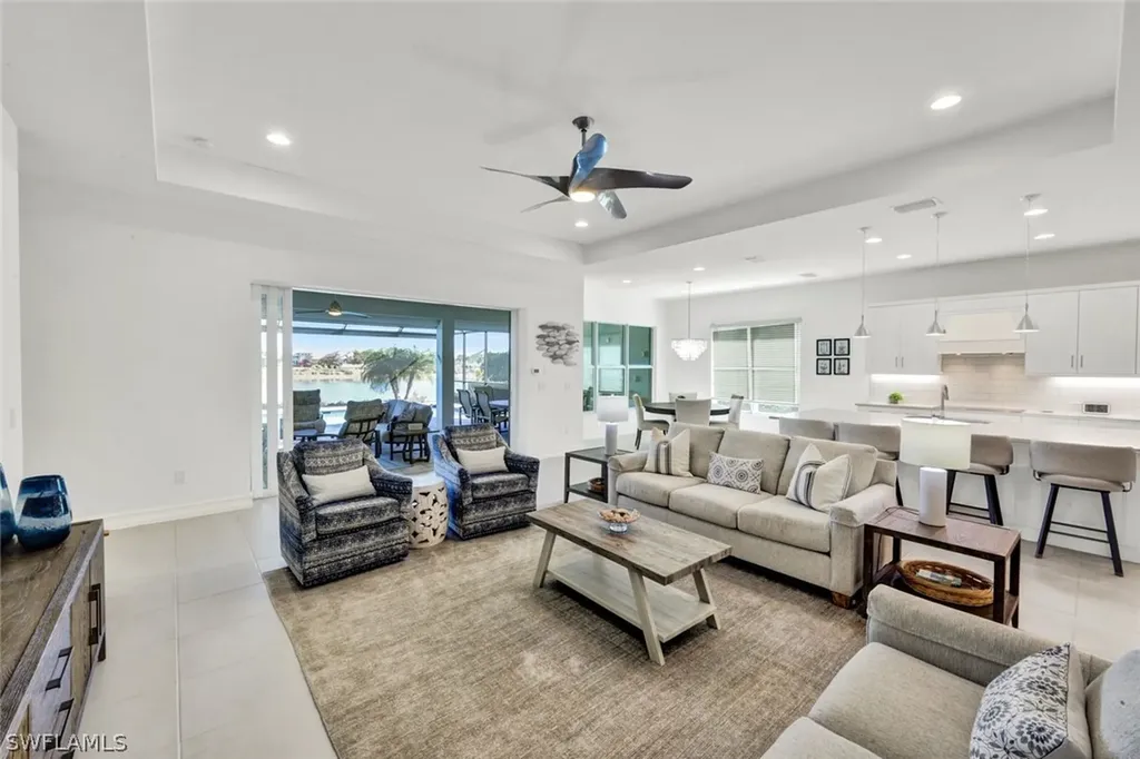 6161 Megans Bay Drive Naples FL 34113