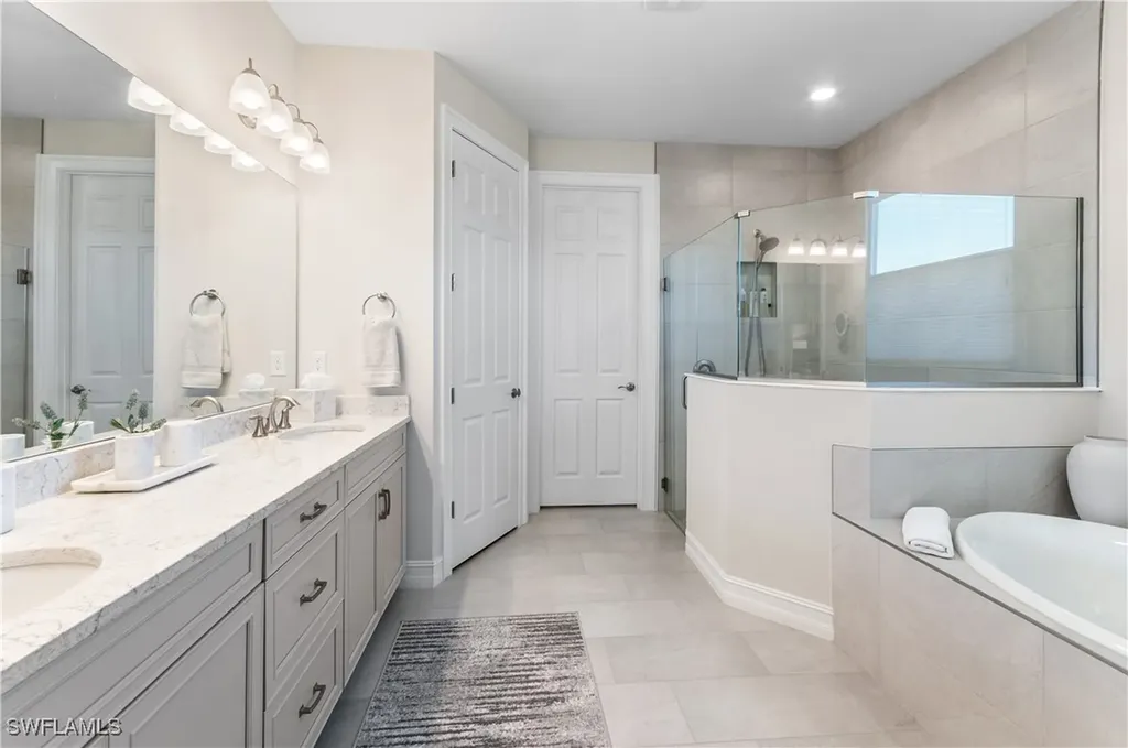 28137 Captiva Shell Loop Bonita Springs FL 34135