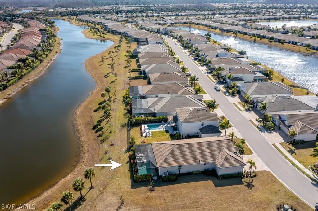 28137 Captiva Shell Loop Bonita Springs FL 34135