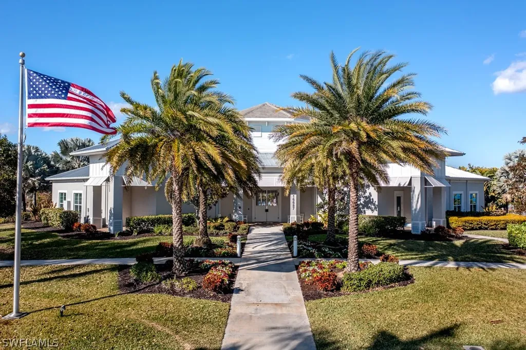 28137 Captiva Shell Loop Bonita Springs FL 34135