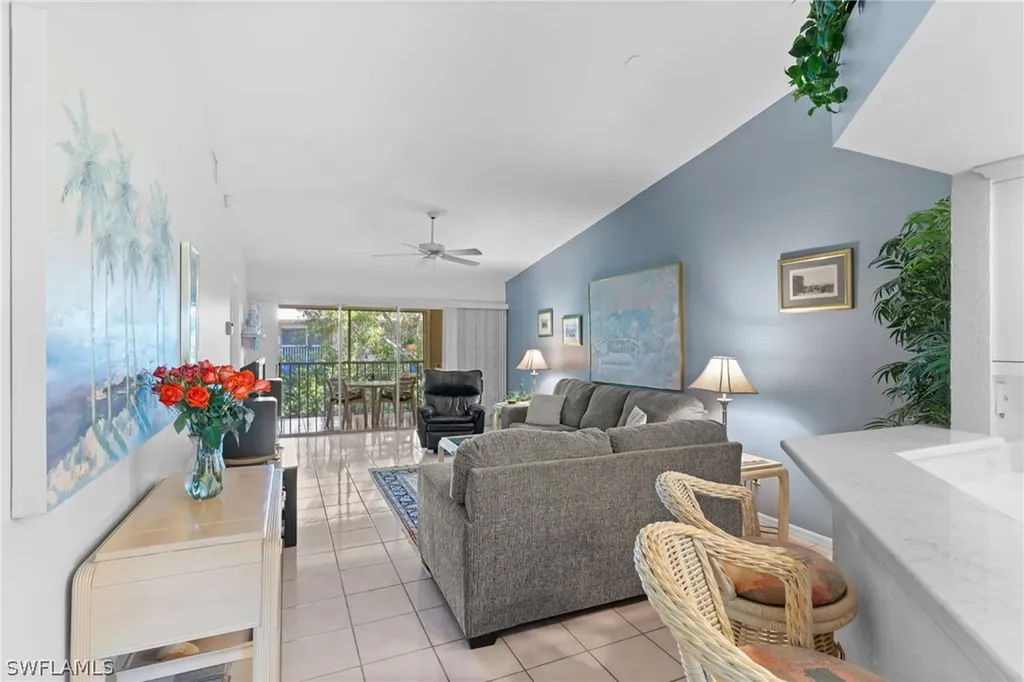 864 Gulf Pavilion Drive Naples FL 34108