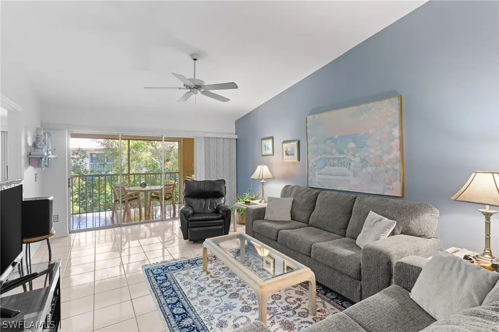 864 Gulf Pavilion Drive Naples FL 34108