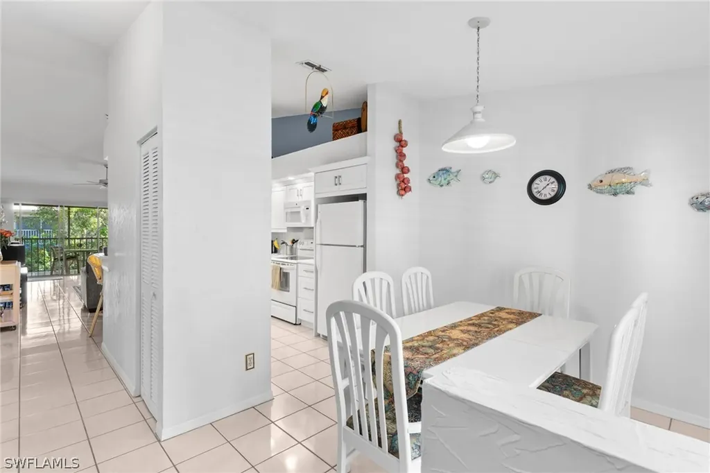 864 Gulf Pavilion Drive Naples FL 34108