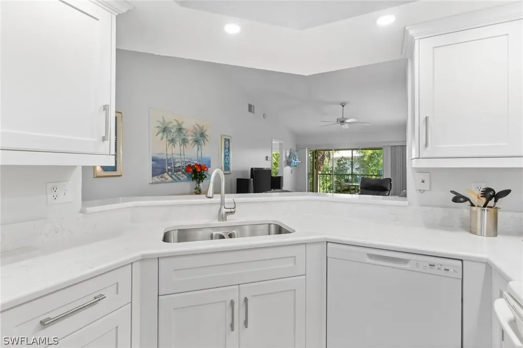 864 Gulf Pavilion Drive Naples FL 34108