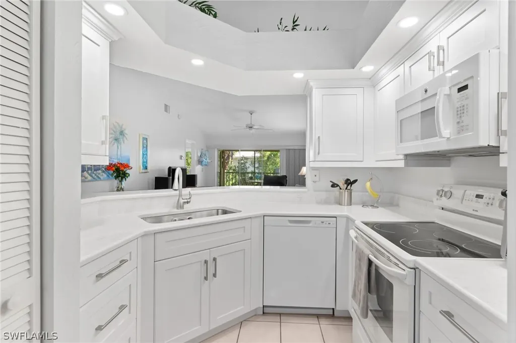 864 Gulf Pavilion Drive Naples FL 34108
