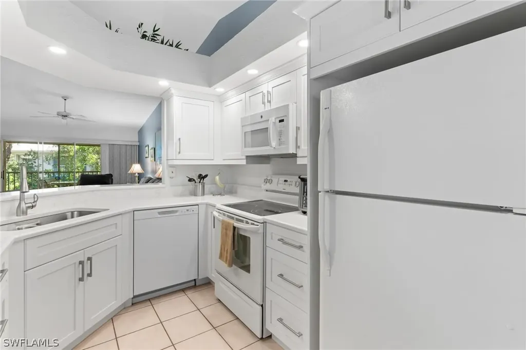 864 Gulf Pavilion Drive Naples FL 34108