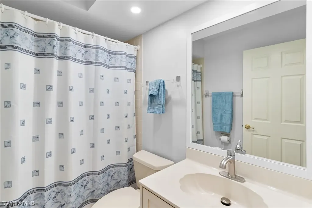 864 Gulf Pavilion Drive Naples FL 34108