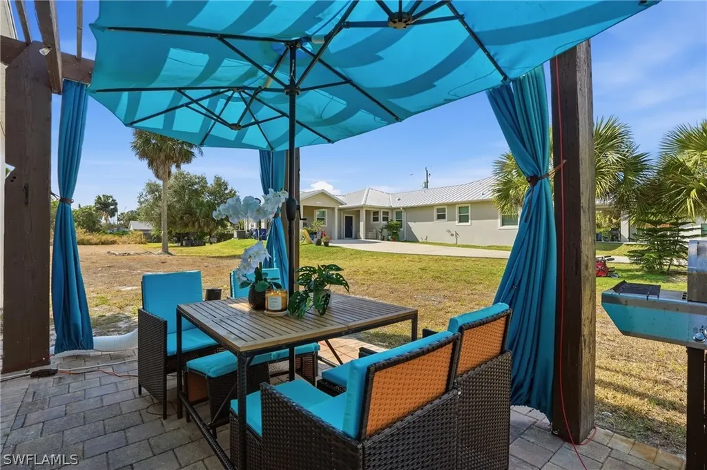 11380 Dean Street Bonita Springs FL 34135