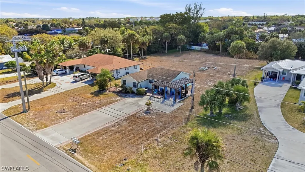 11380 Dean Street Bonita Springs FL 34135