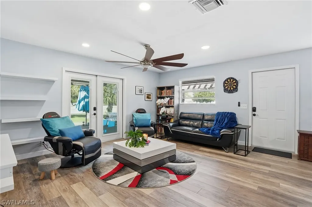 11380 Dean Street Bonita Springs FL 34135