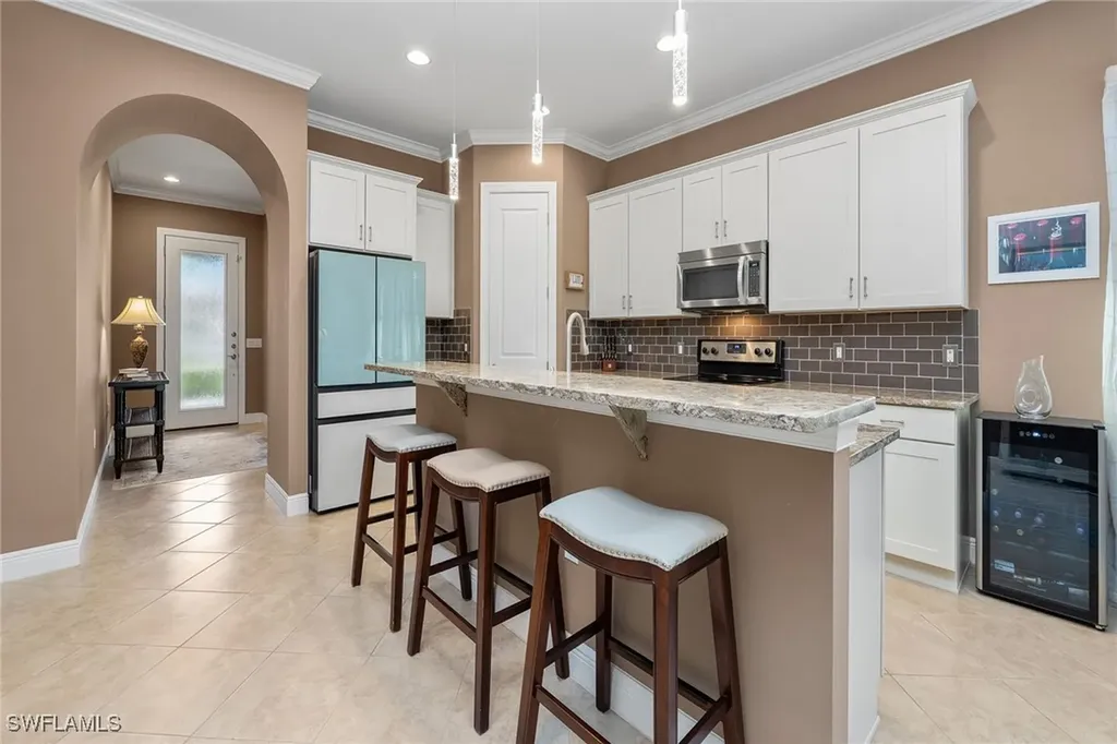 1286 Manado Drive Naples FL 34113