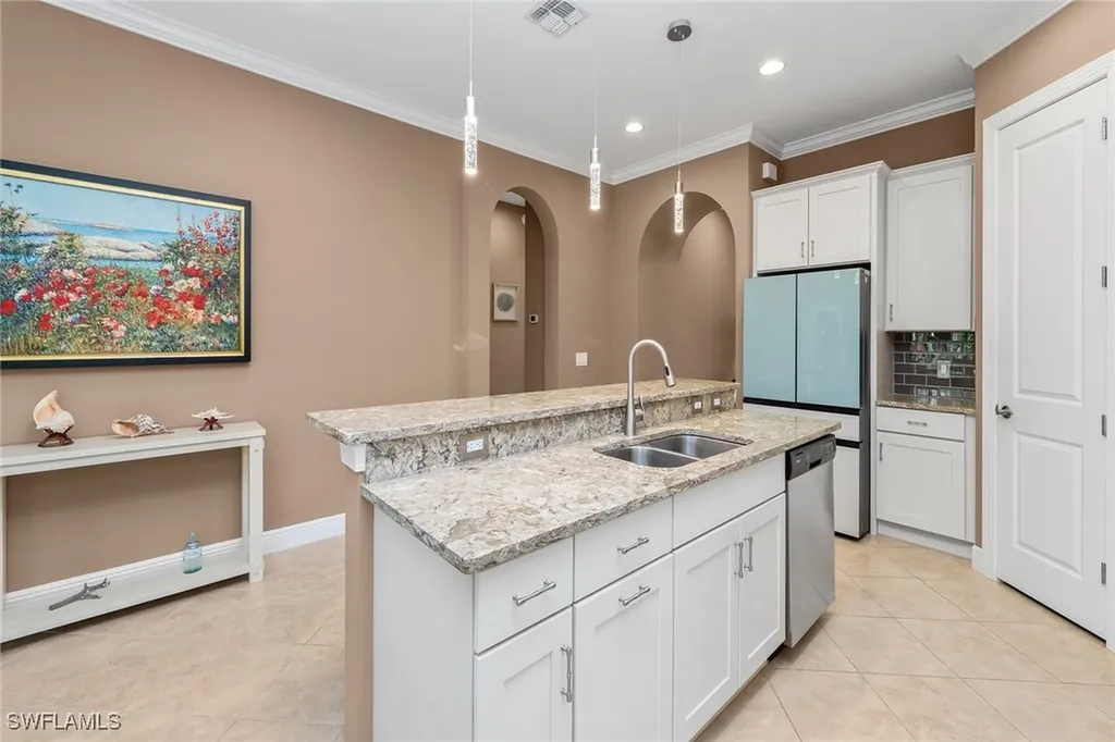 1286 Manado Drive Naples FL 34113