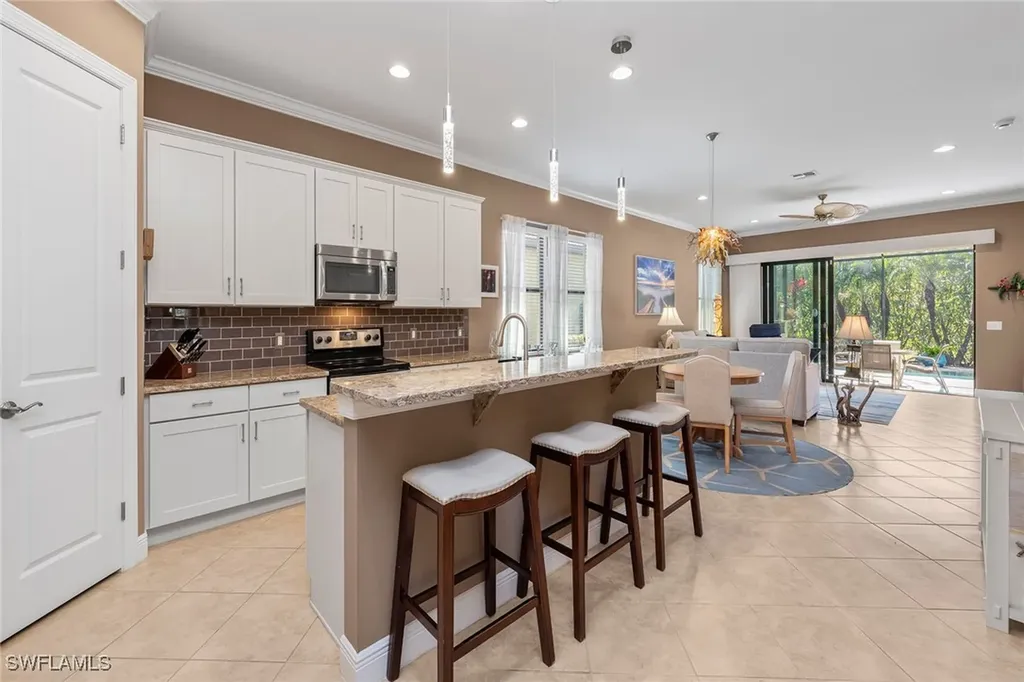 1286 Manado Drive Naples FL 34113