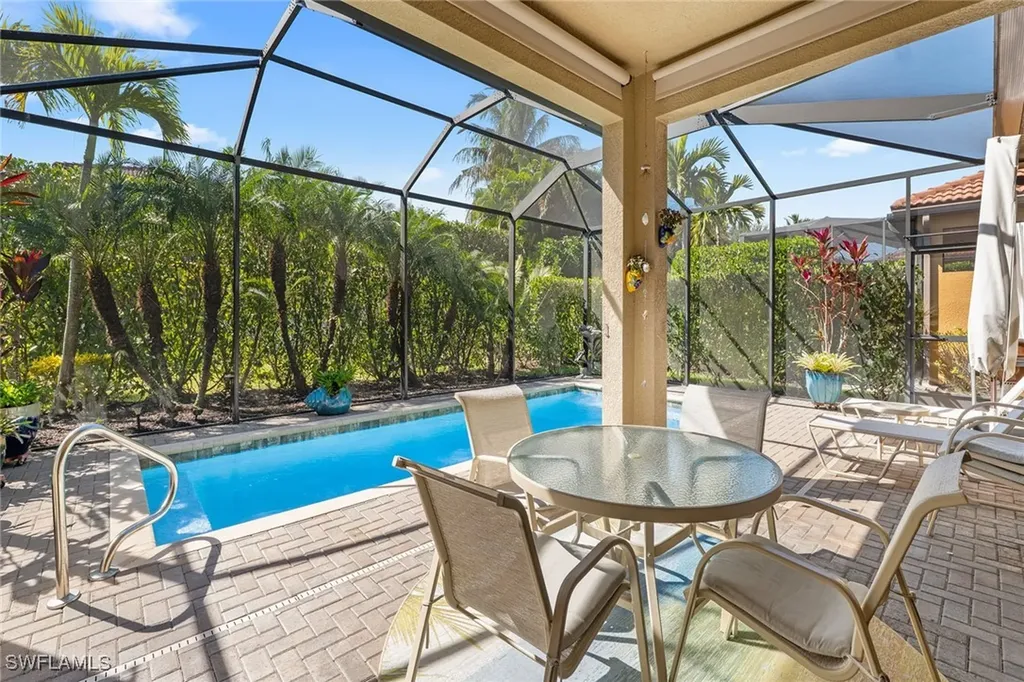 1286 Manado Drive Naples FL 34113