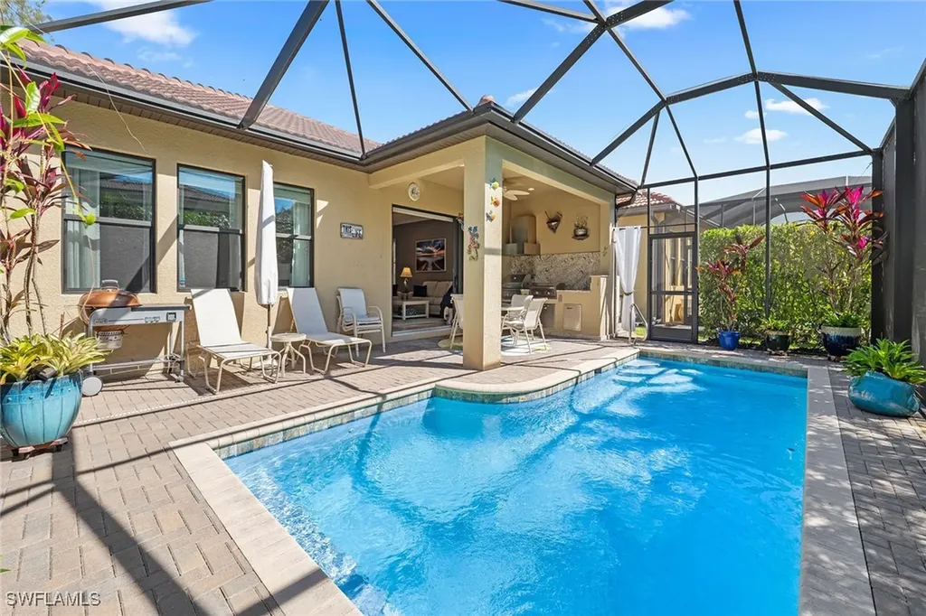 1286 Manado Drive Naples FL 34113