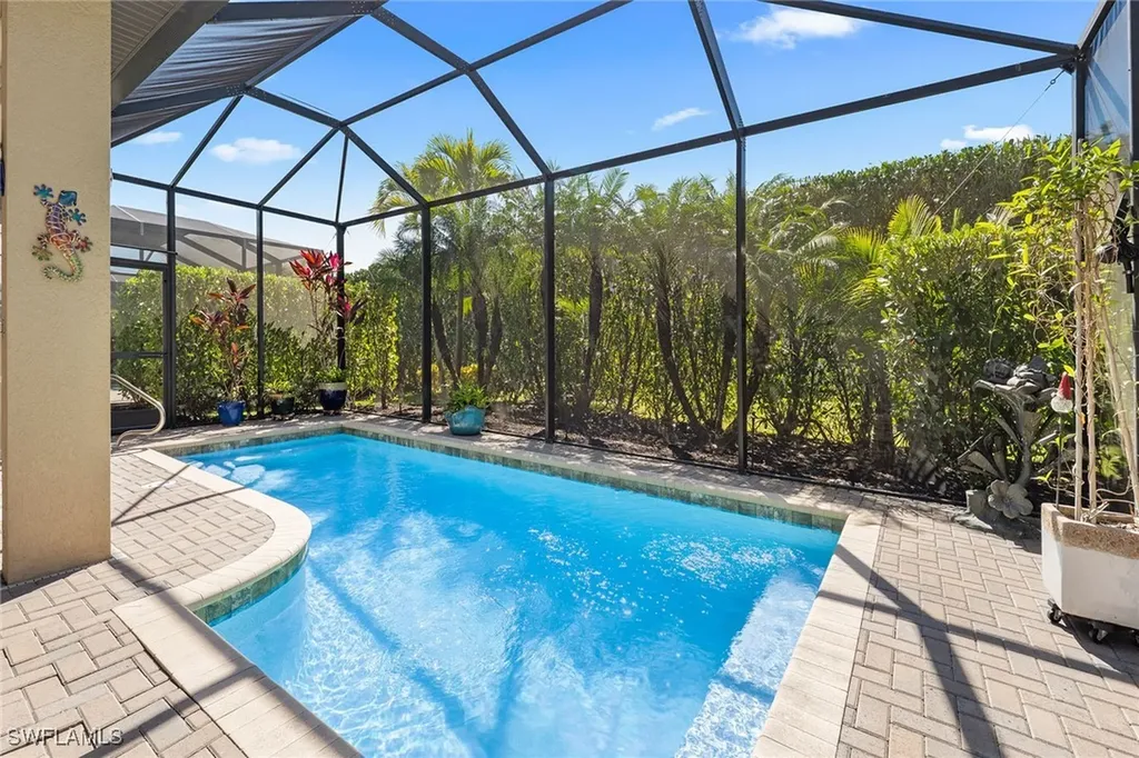 1286 Manado Drive Naples FL 34113