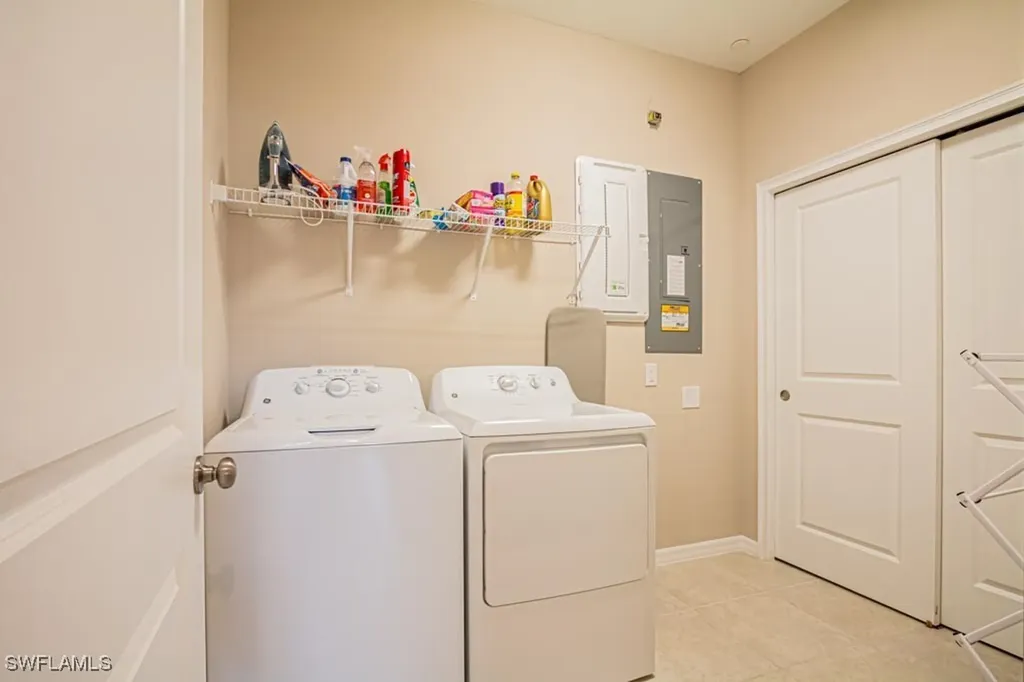 9378 Pocida Court Naples FL 34119