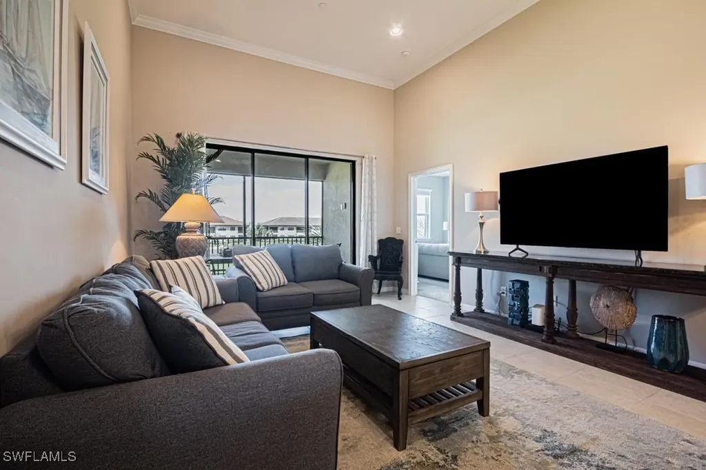 9378 Pocida Court Naples FL 34119