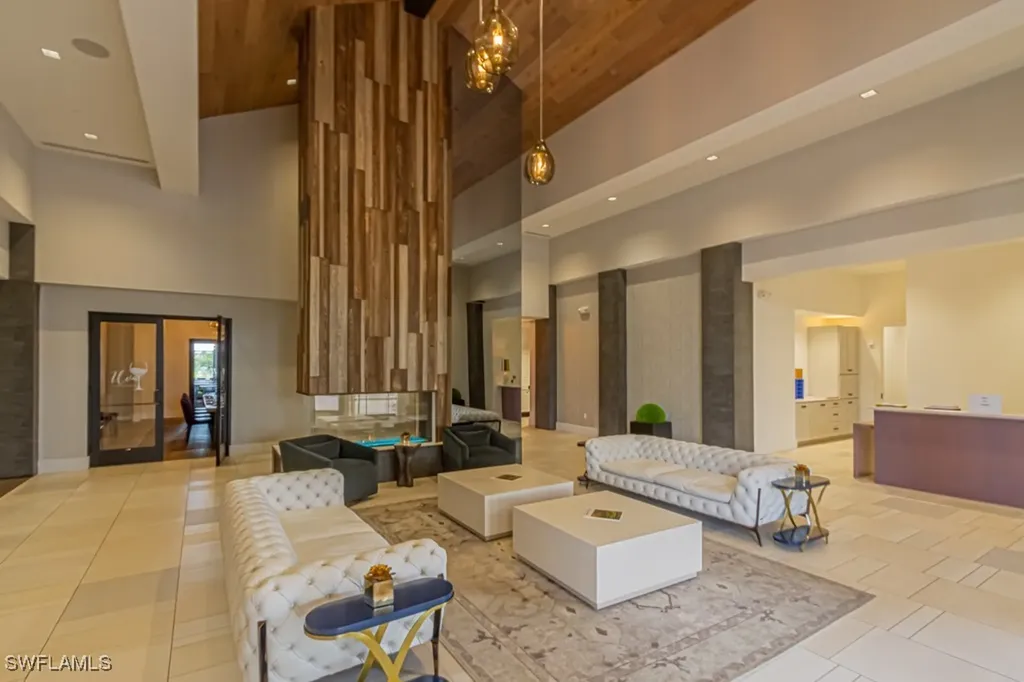9378 Pocida Court Naples FL 34119