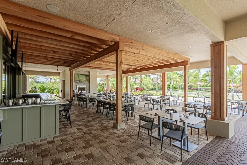 9378 Pocida Court Naples FL 34119