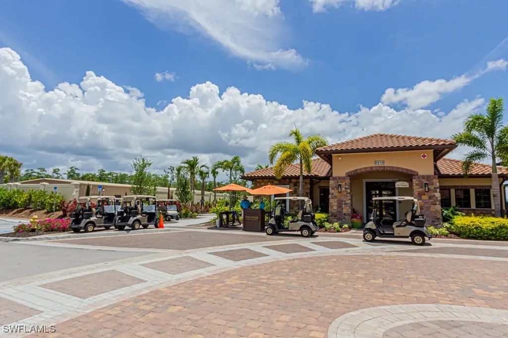 9378 Pocida Court Naples FL 34119