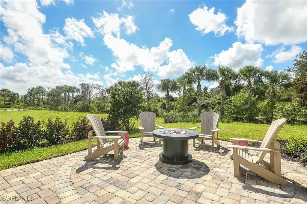 4174 Pegasus Way Naples FL 34120