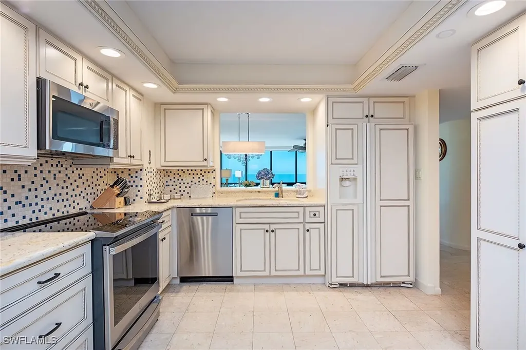 4751 Gulf Shore Boulevard N Naples FL 34103